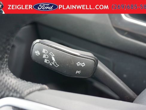 Used 2023 Volkswagen Tiguan SE R-Line AWD/4WD image 26