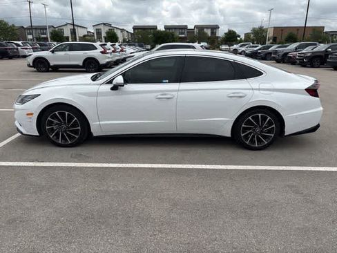 Used 2023 Hyundai Sonata Limited FWD image 2