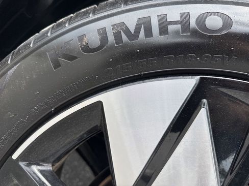 Used 2025 Hyundai Kona SEL FWD image 27