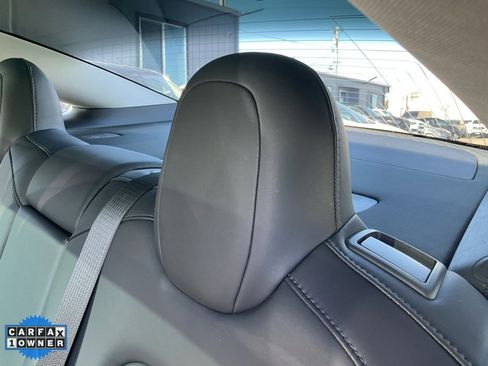 Used 2019 Tesla Model 3 Long Range image 29