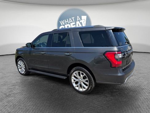 Used 2019 Ford Expedition Limited w/ Equipment Group 302A AWD/4WD image 6