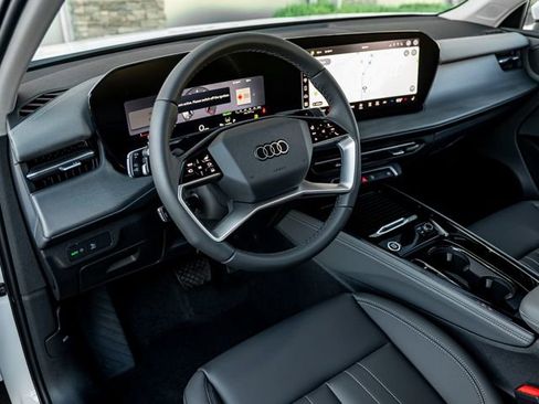 New 2026 Audi Q3 quattro 2.0T AWD/4WD image 17