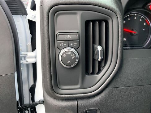 New 2026 GMC Sierra 1500 Pro image 17