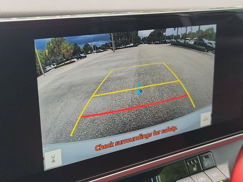 Used 2025 Toyota Camry XSE FWD image 26
