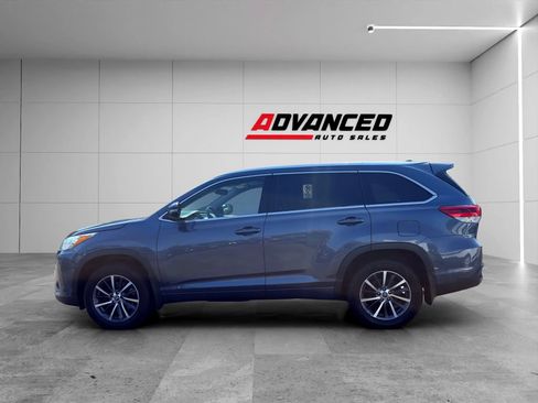 Used 2018 Toyota Highlander XLE AWD/4WD image 8