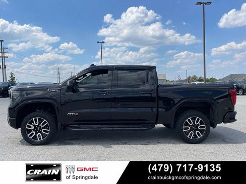 Used 2024 GMC Sierra 1500 AT4 w/ Technology Package AWD/4WD image 4
