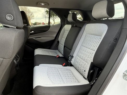 Certified 2024 Chevrolet Equinox LT image 27
