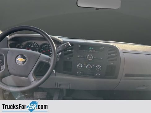 Used 2010 Chevrolet Silverado 2500 W/T image 6
