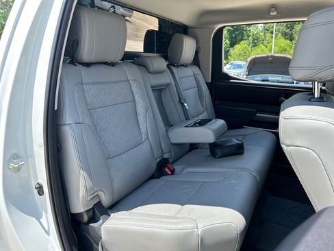 Used 2023 Toyota Tundra SR5 w/ SR5 Premium Package AWD/4WD image 18