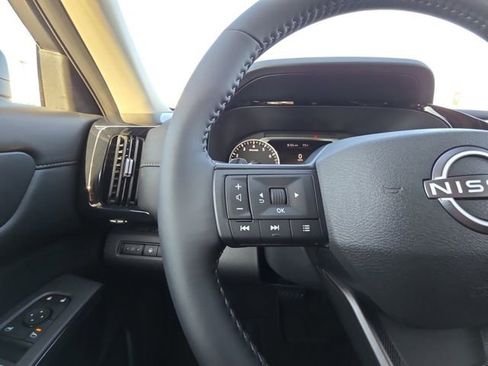 New 2026 Nissan Pathfinder SV image 11