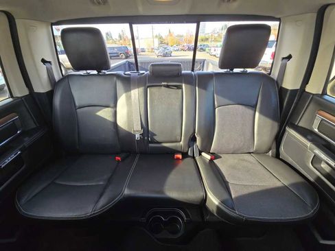 Used 2015 RAM 2500 Laramie w/ Protection Group image 17