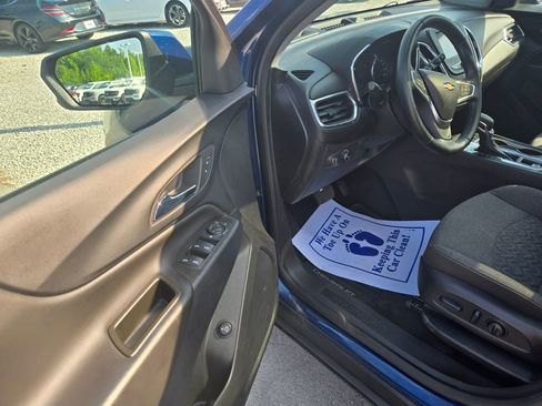 Used 2023 Chevrolet Equinox LT FWD image 6