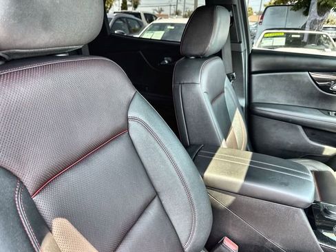 New 2025 Chevrolet Equinox LT w/ Safety and Technology Package FWD image 53