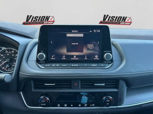 Used 2023 Nissan Rogue SV image 18