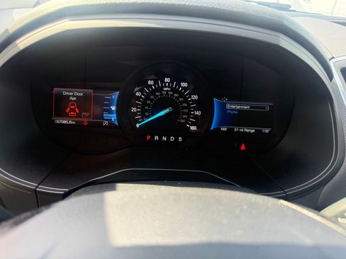 Used 2024 Ford Edge Titanium AWD/4WD image 10