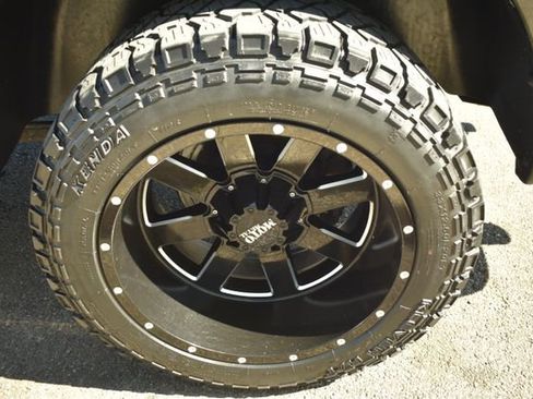 Used 2015 RAM 1500 Express AWD/4WD image 42