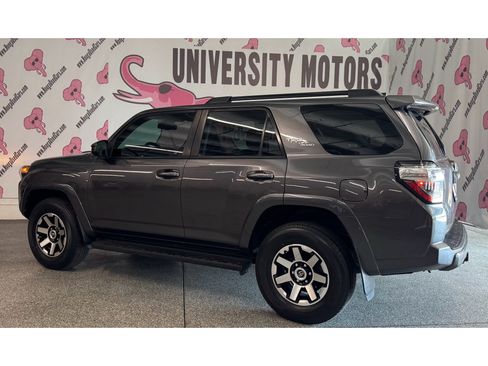 Used 2020 Toyota 4Runner TRD Off-Road AWD/4WD image 13