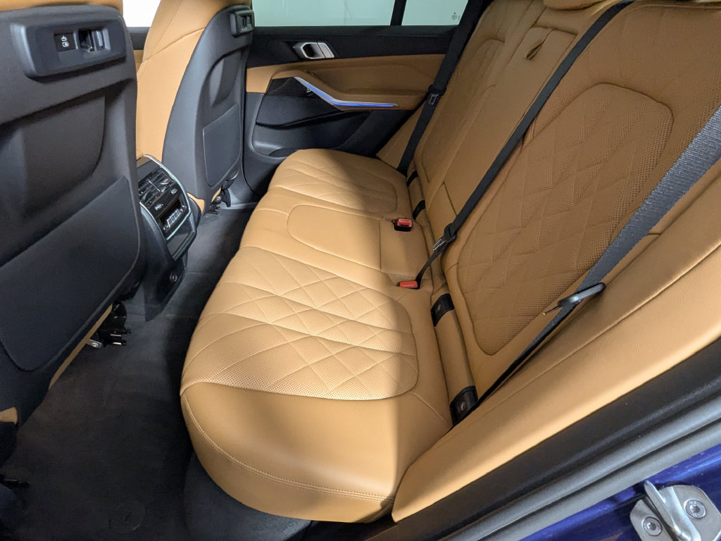 Certified 2023 BMW X5 xDrive45e w/ Climate Comfort Package AWD/4WD image 50