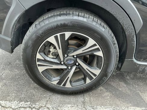 Used 2024 Subaru Crosstrek 2.0i Premium image 16