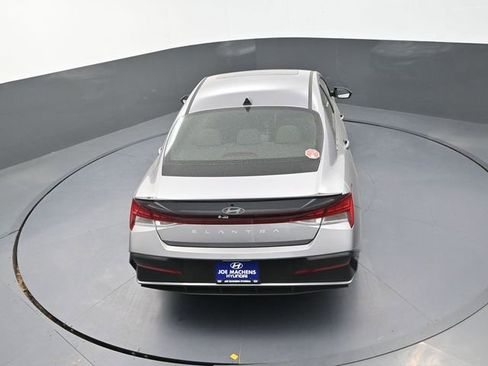 New 2026 Hyundai Elantra SEL Sport Premium FWD image 27