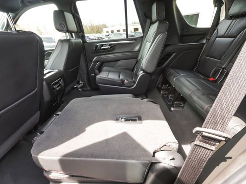 Used 2025 Chevrolet Tahoe RST w/ Comfort Package image 36