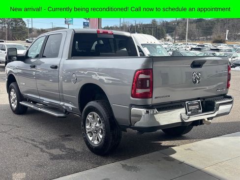 Used 2024 RAM 2500 Big Horn w/ Level 2 Equipment Group image 2