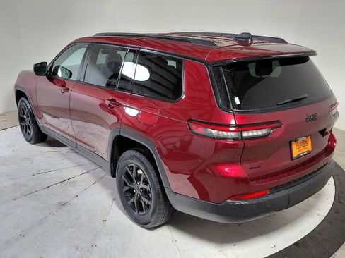 Certified 2025 Jeep Grand Cherokee L Altitude image 5