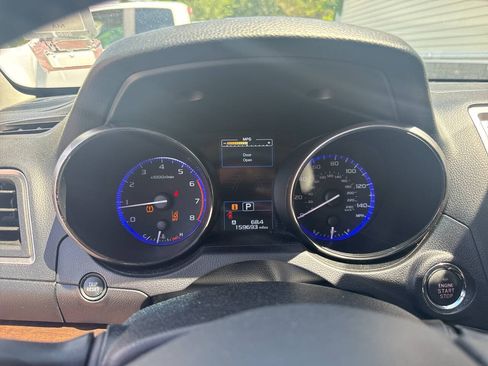 Used 2017 Subaru Outback 2.5i Limited AWD/4WD image 11