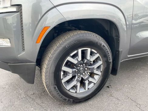 Used 2024 Nissan Frontier SL w/ Technology Package RWD image 8