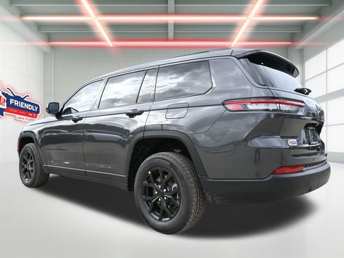 New 2026 Jeep Grand Cherokee L 2WD image 2