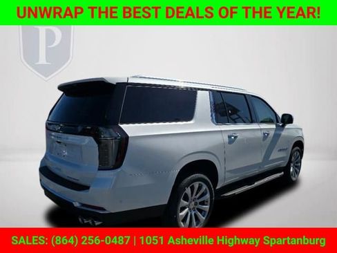 New 2025 Chevrolet Suburban Premier image 5