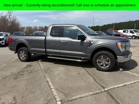 Used 2023 Ford F150 XLT image 2