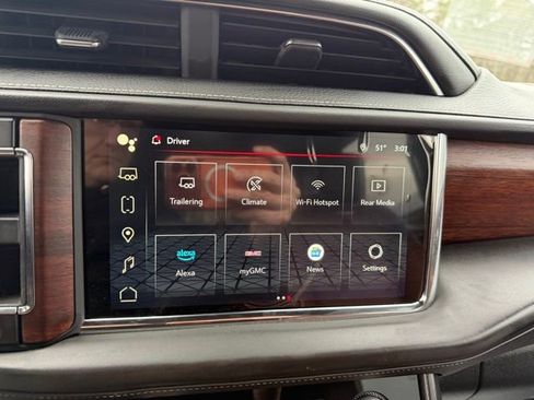 Certified 2023 GMC Yukon XL Denali Ultimate w/ LPO, Floor Liner Package image 32