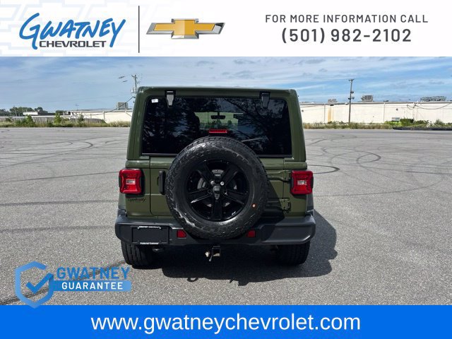 Used 2021 Jeep Wrangler Unlimited Sahara AWD/4WD image 6