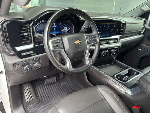 Used 2024 Chevrolet Silverado 3500 LTZ w/ LTZ Premium Package image 12