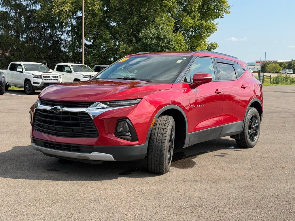 Used 2019 Chevrolet Blazer LT AWD/4WD image 2