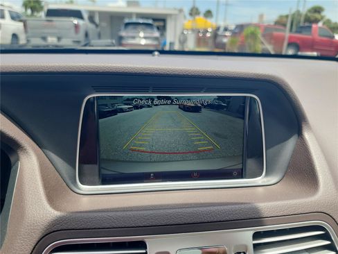 Used 2017 Mercedes-Benz E 400 Coupe image 26