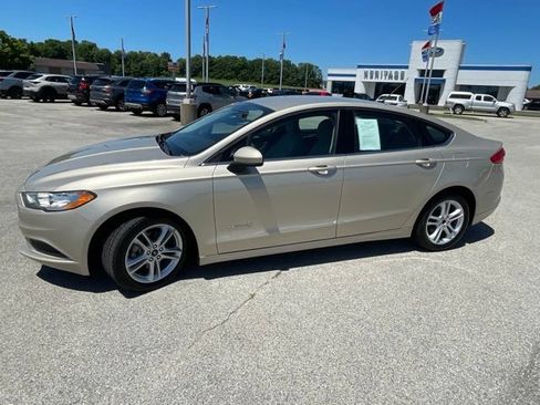 Used 2018 Ford Fusion S FWD image 7