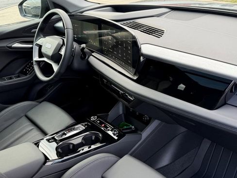 Certified 2025 Audi Q6 e-tron Premium Plus w/ Premium Plus image 13