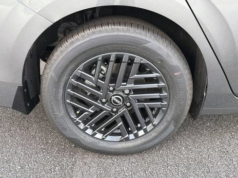 New 2026 Nissan Sentra SV w/ SV Convenience Package FWD image 18