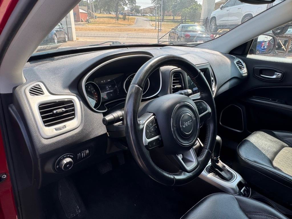 Used 2020 Jeep Compass Latitude FWD image 7