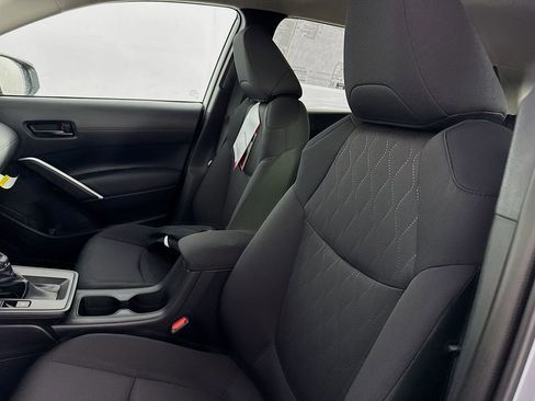 New 2026 Toyota Corolla Cross LE FWD image 32