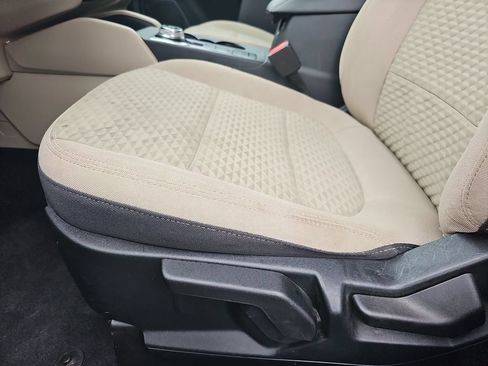 Used 2021 Ford Escape SE FWD image 27