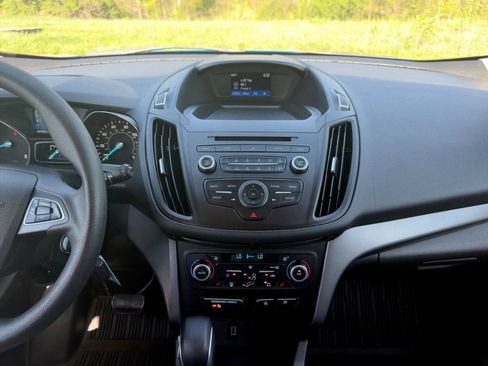 Used 2018 Ford Escape SE AWD/4WD image 4