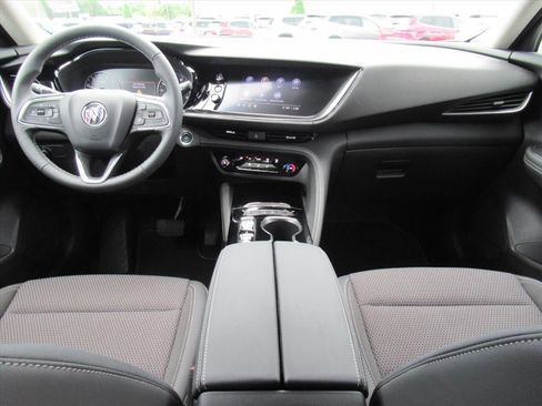 Used 2023 Buick Envision Preferred FWD image 12