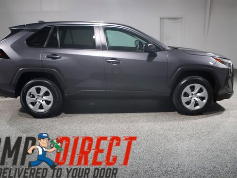 Used 2024 Toyota RAV4 LE AWD/4WD image 6
