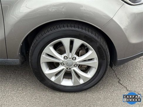 Used 2015 Kia Soul + image 7