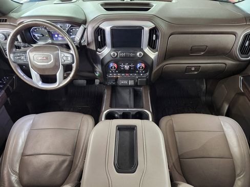 Used 2020 GMC Sierra 1500 SLT RWD image 18