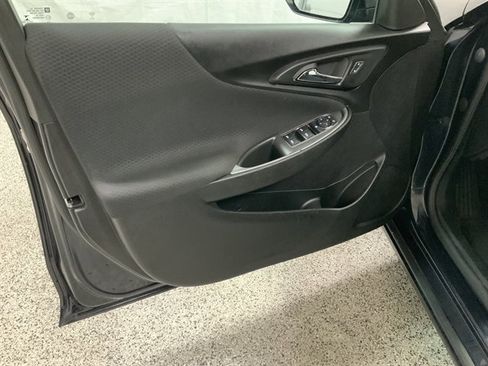 Used 2023 Chevrolet Malibu LT image 14