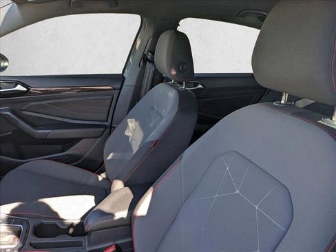 Used 2024 Volkswagen Jetta GLI 40th Anniversary Edition image 17